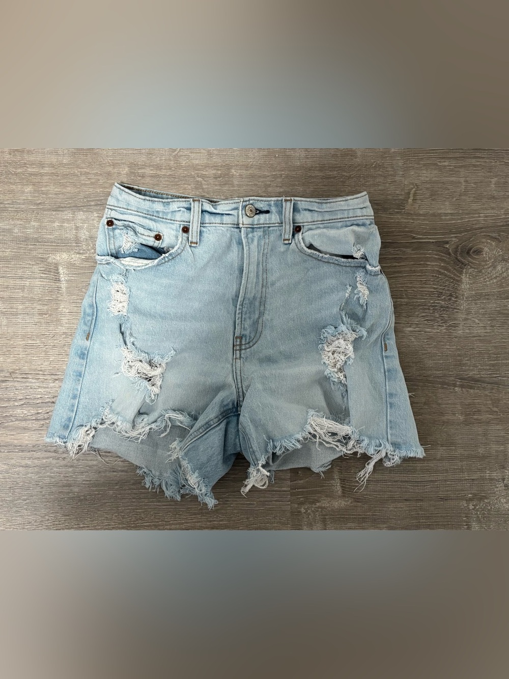 Abercrombie & Fitch High Rise 4” Shorts 27 Curve Love Distressed Blue Denim 4